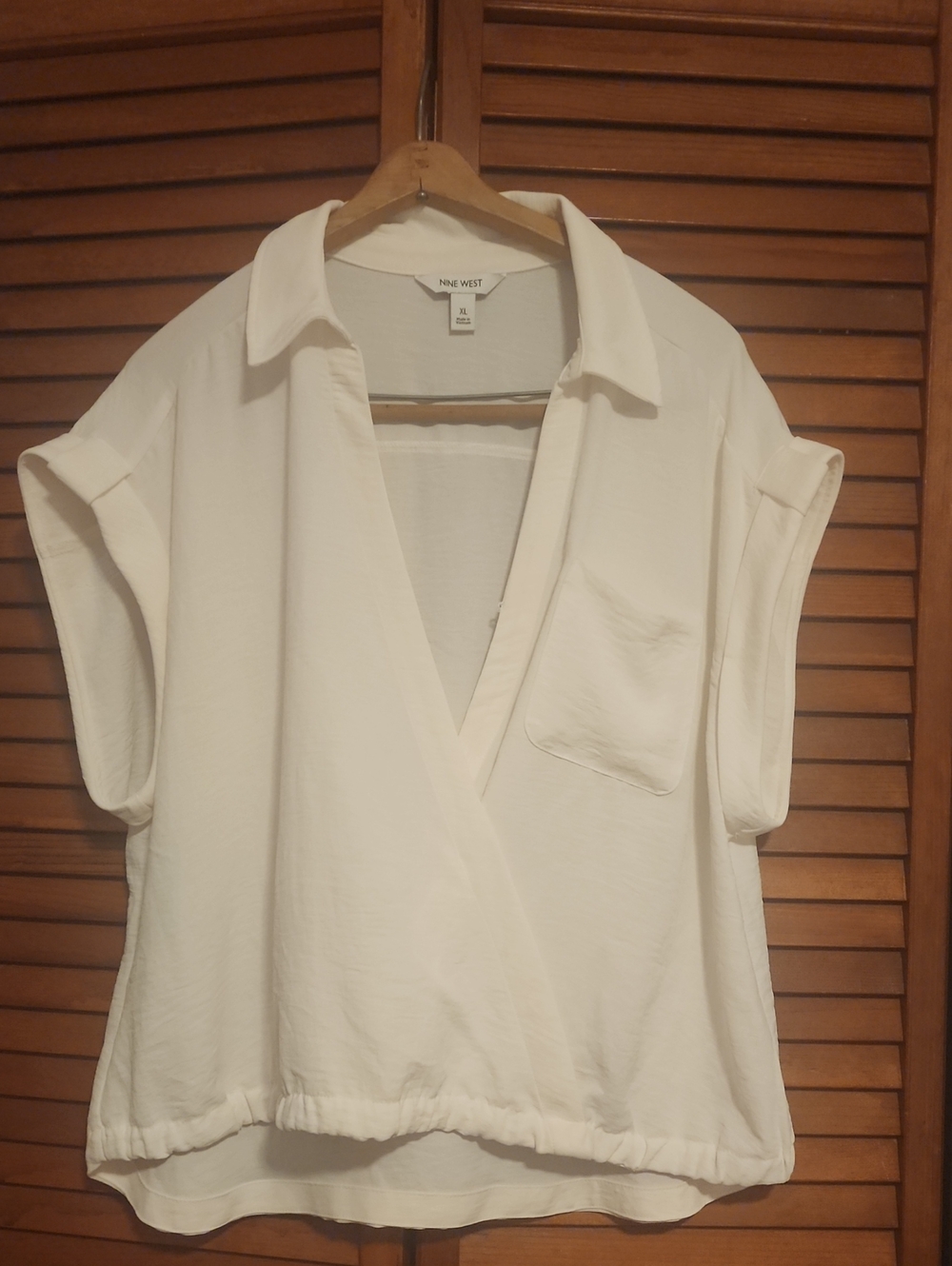 Nine West Cream Short-Sleeve Draped V-Neck Blouse